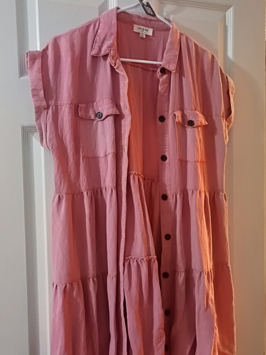 Umgee Dresses & Skirts - Umgee Pink Tiered Midi Shirt Dress
